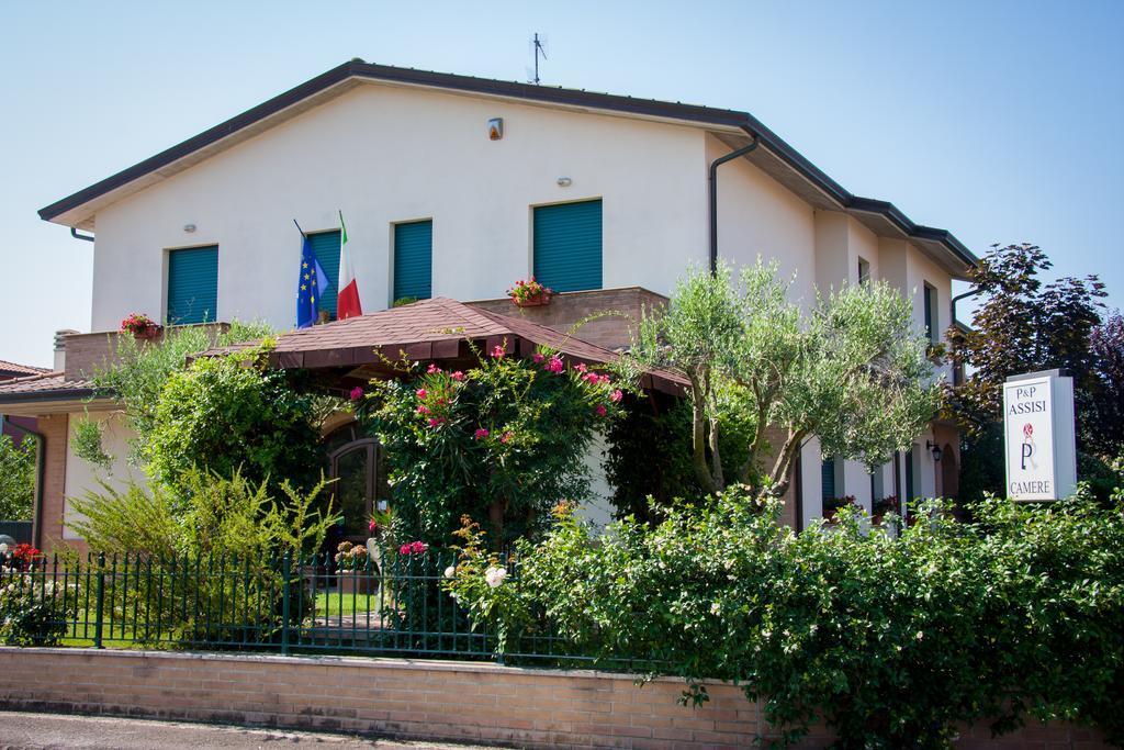 P&P Assisi Camere Bastia Umbra Zewnętrze zdjęcie
