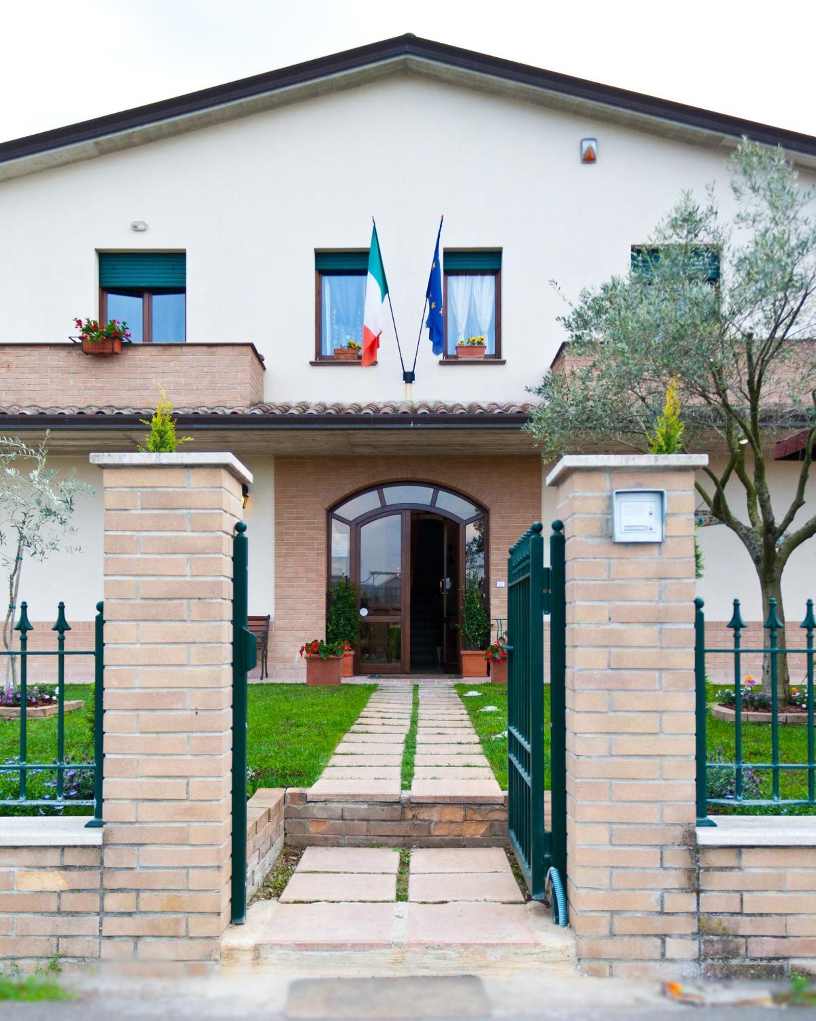 P&P Assisi Camere Bastia Umbra Zewnętrze zdjęcie